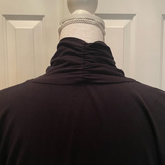 Grace Sleeveless Top Black Gathered Front And Back Neck Business Casual Medium - Picture 5 of 6